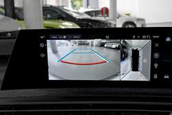 2025 Peugeot 5008 GT Premium Hybrid