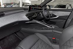 2025 Peugeot 5008 GT Premium Hybrid