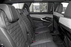 2025 Peugeot 5008 GT Premium Hybrid