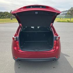 2017 Mazda
CX-5 Touring