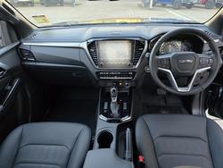 2024 Isuzu
D-MAX LS-U+