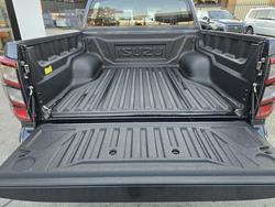 2024 Isuzu
D-MAX LS-U+