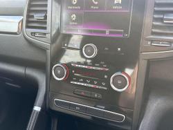 2019 Renault
Koleos Life