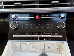 2025 Hyundai
Santa Fe Hybrid Calligraphy