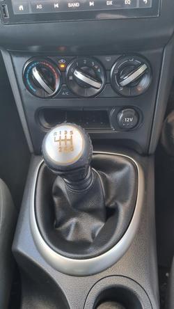 2013 Nissan
Dualis ST