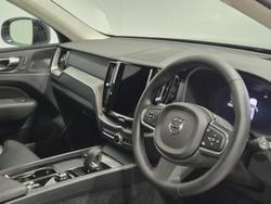 2023 Volvo XC60 Plus B5 MY23 AWD Onyx Black