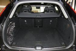 2023 Volvo XC60 Plus B5 MY23 AWD Onyx Black
