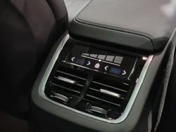 2023 Volvo XC60 Plus B5 MY23 AWD Onyx Black