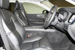 2023 Volvo XC60 Plus B5 MY23 AWD Onyx Black