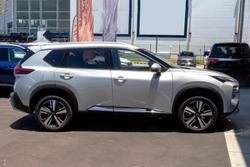 2025 Nissan
X-TRAIL Ti