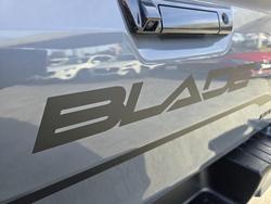 2025 Isuzu
D-MAX