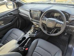 2025 Isuzu
D-MAX