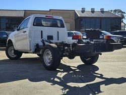 2025 Isuzu
D-MAX