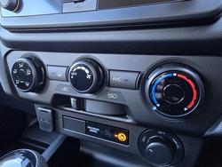 2025 Isuzu
D-MAX