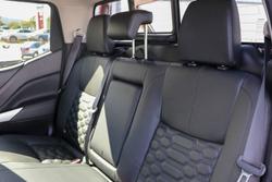 2025 Nissan
                Navara ST-X DUAL CAB