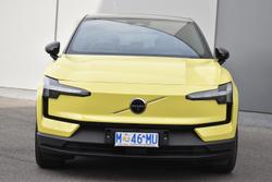 2023 Volvo EX30 Single Motor Extended Range Ultra MY24 Moss Yellow