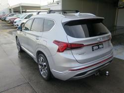 2021 Hyundai
                Santa Fe Highlander