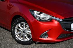 2016 Mazda
                2 Maxx