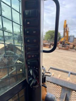 2022 CASE Tr310b
