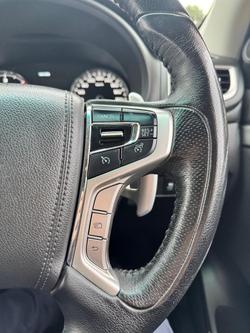 2016 Mitsubishi
Pajero Sport GLX