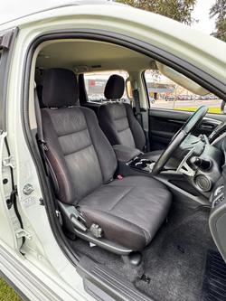2016 Mitsubishi Pajero Sport GLX QE MY16 4X4 Dual Range White