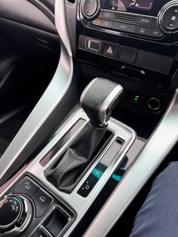 2016 Mitsubishi
Pajero Sport GLX