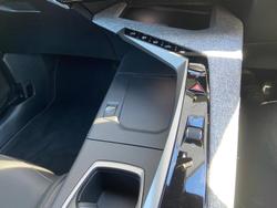 2024 Peugeot 3008 Allure Hybrid P64 MY25 Okenite White