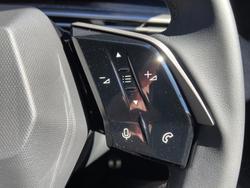 2024 Peugeot 3008 Allure Hybrid P64 MY25 Okenite White