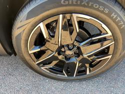 2024 Peugeot 3008 Allure Hybrid P64 MY25 Okenite White