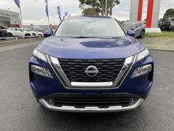 2025 Nissan
X-TRAIL TI