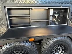 2025 Urban Caravans Skt