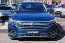 2022 Volkswagen
Touareg 210TDI Elegance