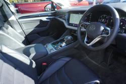 2022 Volkswagen
Touareg 210TDI Elegance