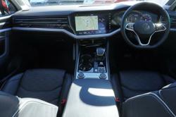 2022 Volkswagen
Touareg 210TDI Elegance