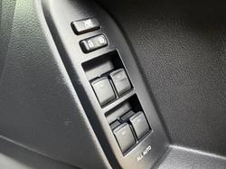 2012 Toyota
LandCruiser Prado GXL