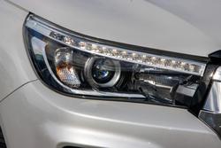 2019 Toyota
Hilux SR5