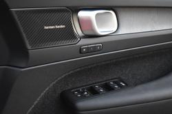 2023 Volvo XC40 Plus B4 MY23 Fusion Red