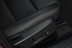 2023 Volvo XC40 Plus B4 MY23 Fusion Red