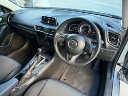 2014 Mazda
3 Neo