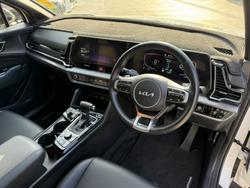 2022 Kia
Sportage SX+