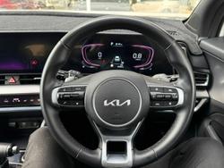 2022 Kia
Sportage SX+