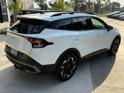2022 Kia
Sportage SX+