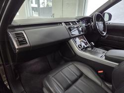 2019 Land Rover
                Range Rover Sport SDV6 225kW SE