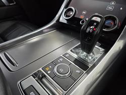 2019 Land Rover
                Range Rover Sport SDV6 225kW SE