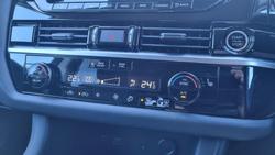 2022 Nissan
Pathfinder Ti