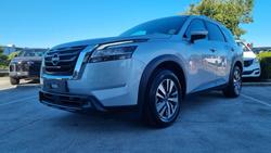 2022 Nissan
Pathfinder Ti