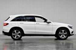 2019 Mercedes-Benz
GLC-Class GLC200