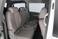 2011 Kia Grand Carnival SLi VQ MY12 Clear White