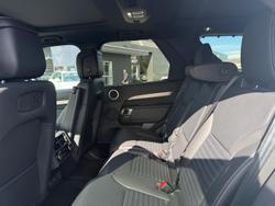 2025 Land Rover Discovery D350 Dynamic SE Series 5 MY25 4X4 Fuji White