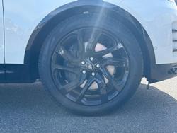 2025 Land Rover Discovery D350 Dynamic SE Series 5 MY25 4X4 Fuji White